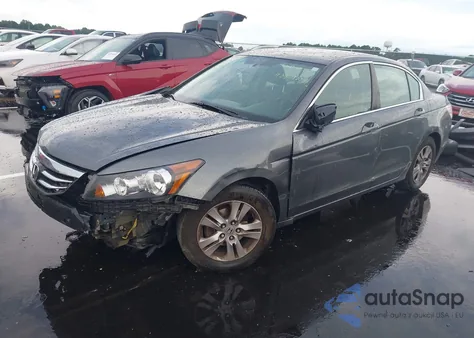 2012 Honda Accord 2.4 Se z USA, uszkodzony, nr VIN 1HGCP2F63CA106748